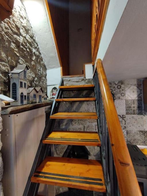 Hameau Gubioche, Casa Vacanze Chambave Екстериор снимка