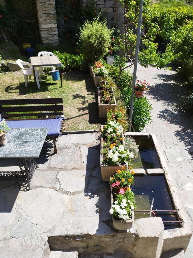Hameau Gubioche, Casa Vacanze Chambave Екстериор снимка